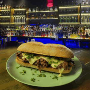 Sándwich Mechada-Luco